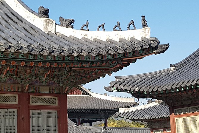 Best Walking Tour to Gyeongbok Palace Bukchon Hanok Village - National Folk Museum of Korea: how “daily life” becomes concrete