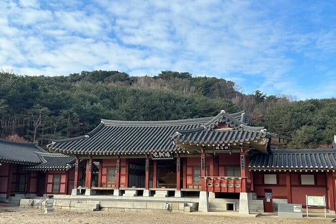 Beyond Seoul: Starfield Library, Hwaseong Fortress & Cave Quest - How the day actually flows: transport, timing, and where you lose the least time