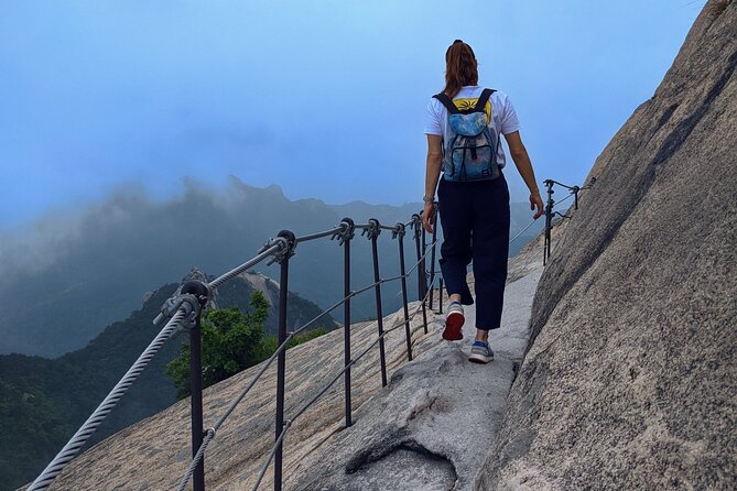 Bukhansan National Park: The Summit Course - The route profile: 600 meters up and the rope-assisted Baek-un-dae segment