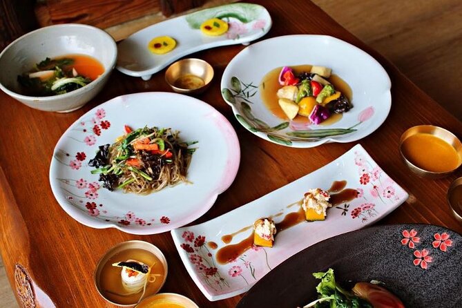 Discover Round Korea in 7days: All-Inclusive Experience - Day 2 in Jeonju: Hanok Streets, Hanbok Time, and Baekyangsa Tea