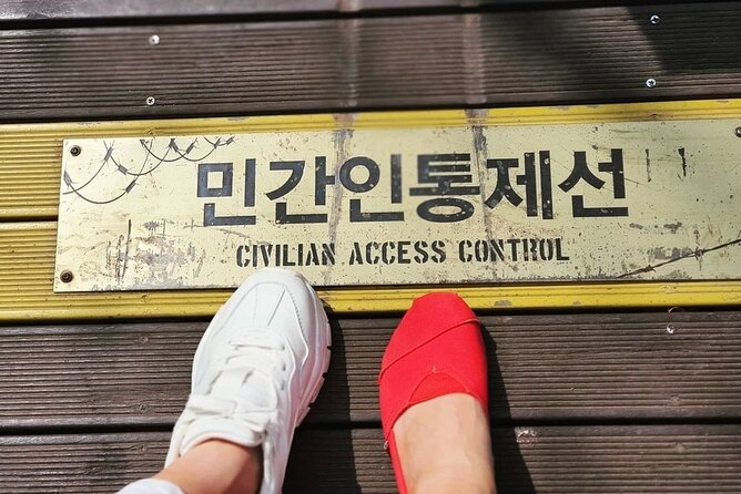 [DMZ Adventure] DMZ and optional Boat Voyage in River - Before the DMZ: the ID check moment that changes the tone