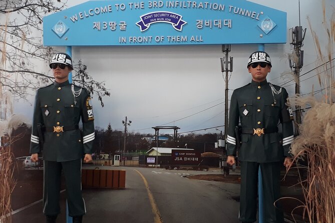 DMZ Guided Tour with Suspension Bridge / Gondola from Seoul - Dora Observatory and Dorasan Station: your best shot at seeing North Korea