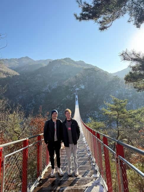 DMZ; NK Defector, 3rd Tunnel, Suspension Bridge,Hotel pickup - Unification Village: Quick pass, heavy feeling