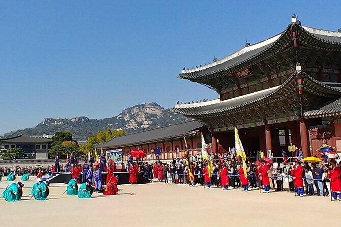Free style private Tour(Essence of Seoul city or DMZ) - Insadong after the palace: the calm cultural stretch