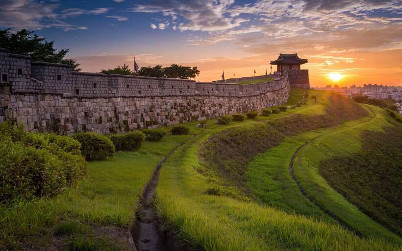 From Seoul: Suwon Hwaseong Fortress Night Tour - The Seoul to Suwon timing: what the 4 hours really feel like