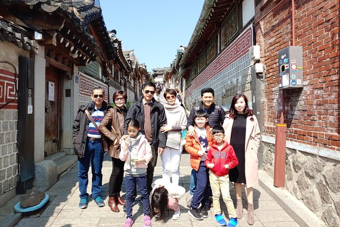 Full-day Customizable Private Seoul Highlight Tour - N Seoul Tower: The View Stop That Ends the Day Strong