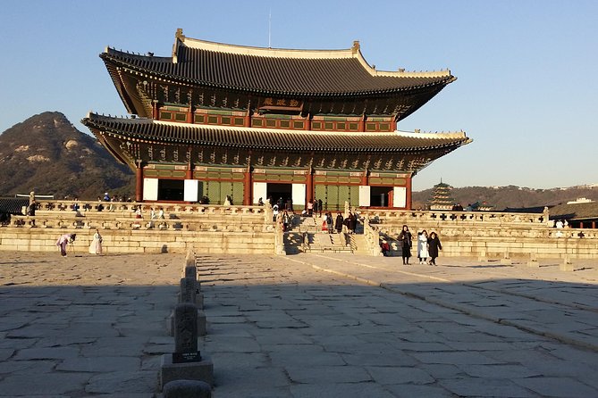Full Day- Essential Seoul City Tour & Gourmet Tour(including Lunch and Dinner) - National Folk Museum: daily life, not just monuments