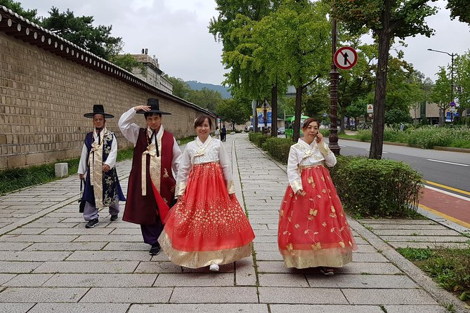 Full Day- Essential Seoul City Tour & Gourmet Tour(including Lunch and Dinner) - Dawon Traditional Tea Garden: a short pause that actually helps