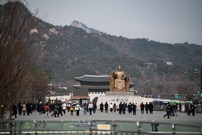 Gwanghwamun Tour l 120 minutes to Understand Local Korean Society - Key things that make this tour worth your time