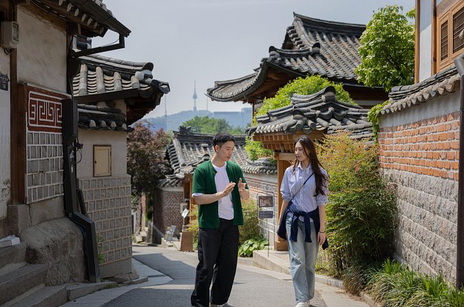 Gwanghwamun Tour l 120 minutes to Understand Local Korean Society - Should you book? A quick decision guide