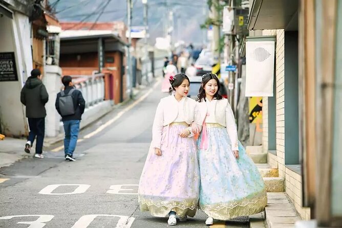Gyeongbokgung Palace Hanbok Rental Experience in Seoul - Hanbok Styles That Actually Affect Your Photos