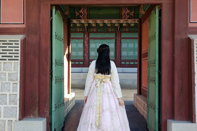 Gyeongbokgung Palace Hanbok Rental Experience in Seoul - Self Studio and Accessories: Optional, But Worth Planning For