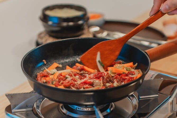 Korean Cooking Class with Grocery Shopping at Seoul Local Market - Cozy studio kitchen near Mangwon Station