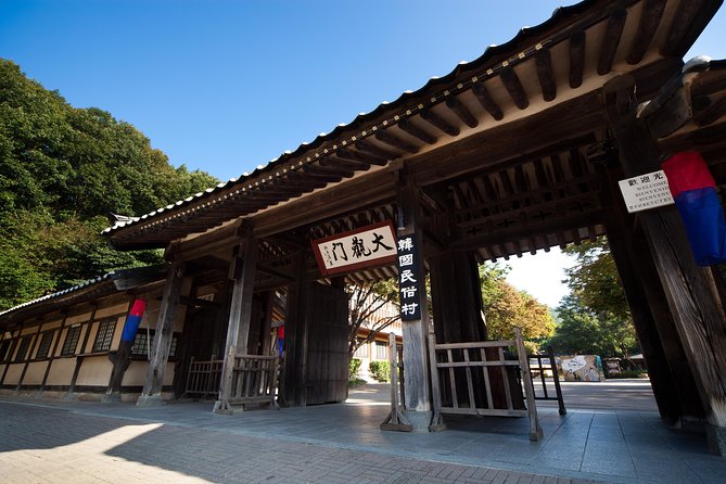 Korean Folk Village and Suwon Hwaseong Fortress Day Tour(EG Tour) - Suwon Nammun Market Hour: A Free Taste of Suwon Without the Stress