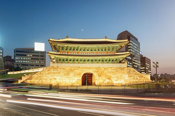 Korean History & Heritage Tour - Stop 3: Bukchon Hanok Village and Seeing Tradition Still in Use
