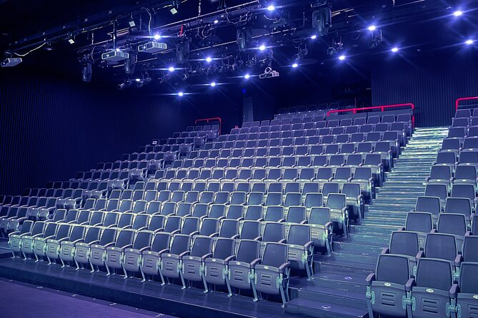 Painters Show in Gwanghwamun Theater (nearby Seodaemun station) - Where to Find the Show at Gwanghwamun Theater (Near Seodaemun)