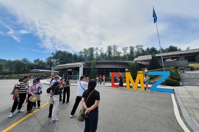 Private DMZ Tour and Suspension Bridge + Korean BBQ - Gyeongbokgung Palace, War Memorial, and market time: history plus real Seoul life