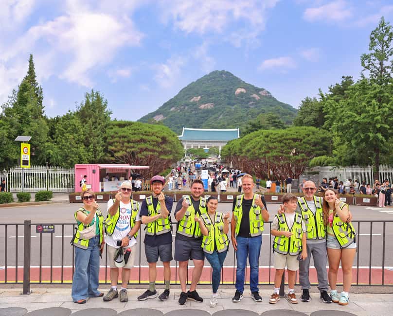 Seoul: City Highlights eBike Tour - Bukchon Hanok Village Hills: Two Hanok Flavors on One Ride