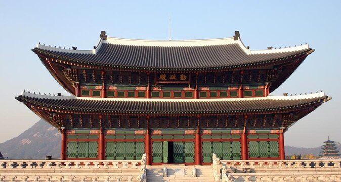 Seoul City Sightseeing Tour Including Gyeongbokgung Palace, N Seoul Tower, and Namsangol Hanok Village - Key things I’d bet you’ll remember