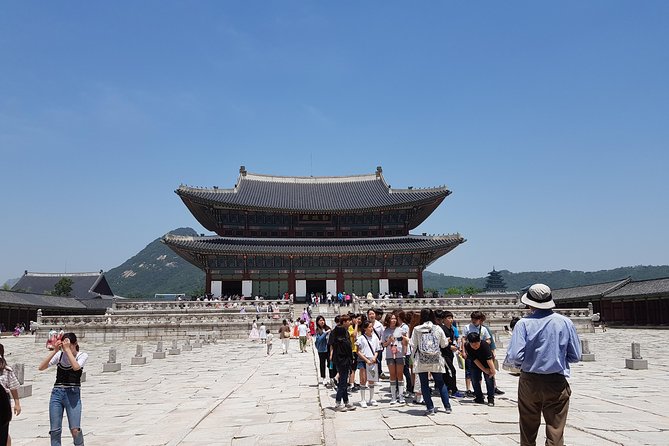 Seoul City Sightseeing Tour Including Gyeongbokgung Palace, N Seoul Tower, and Namsangol Hanok Village - Starting the day with hotel pickup and an 8-hour hit list