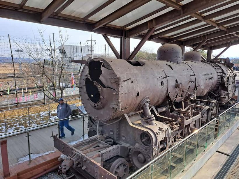 Seoul: DMZ Guided Tour with Suspension Bridge and Gondola - Quick hits