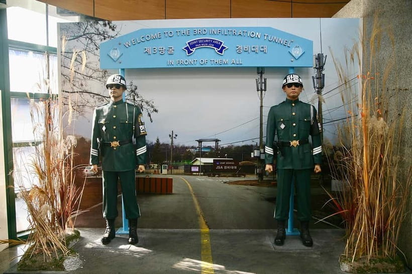 Seoul: DMZ Tour with Japanese-Speaking Guide - Unification Village: Peace-Themed Souvenirs Close to the Border