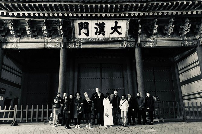 Seoul: Evening Dark History, Folklore & Ghost Story Walking Tour - Gyeonghuigung Palace: why it’s the emotional center of the night