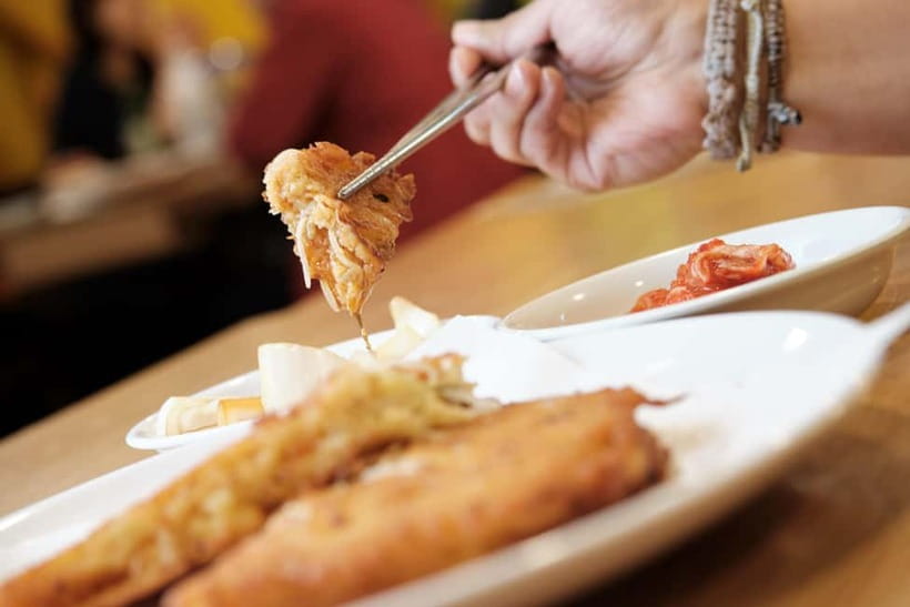 Seoul: Guided Food & Market Tour with 8+ Tastings - Gwangjang Market: Your First Real Taste Map