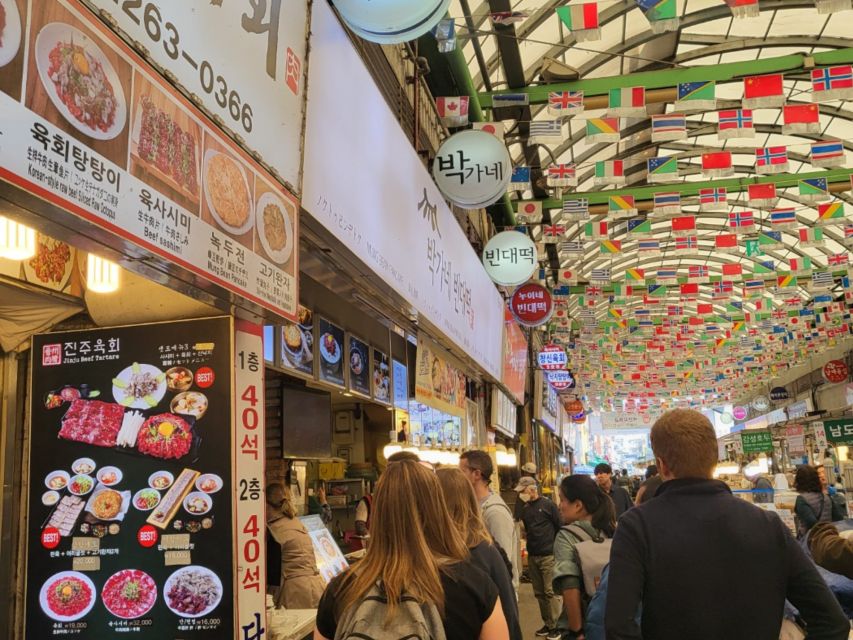 Seoul: Gwangjang Market Netflix Food Tour - Walking logistics and comfort tips (so your feet stay friends)
