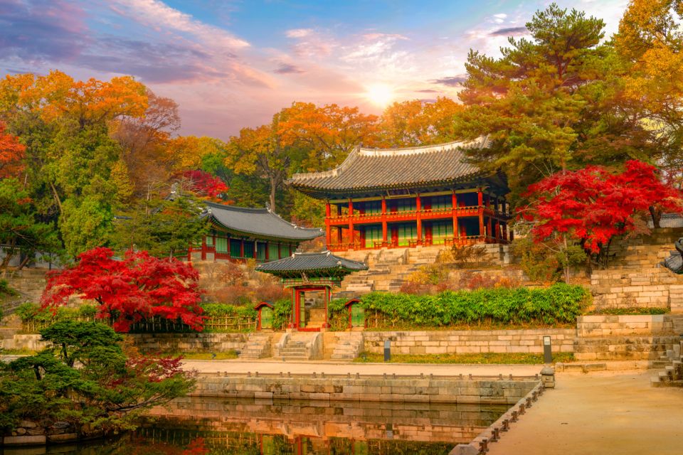 Seoul: Gyeongbok Palace and Bukchon Hanok Walking Tour - Insadong Finish: A Smart End Point for Souvenirs and Snacks