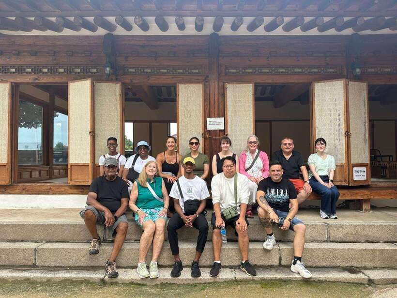 Seoul: Gyeongbok Palace, N Tower, & Local Market City Tour - Jogyesa Temple: downtown Buddhism with an easy start