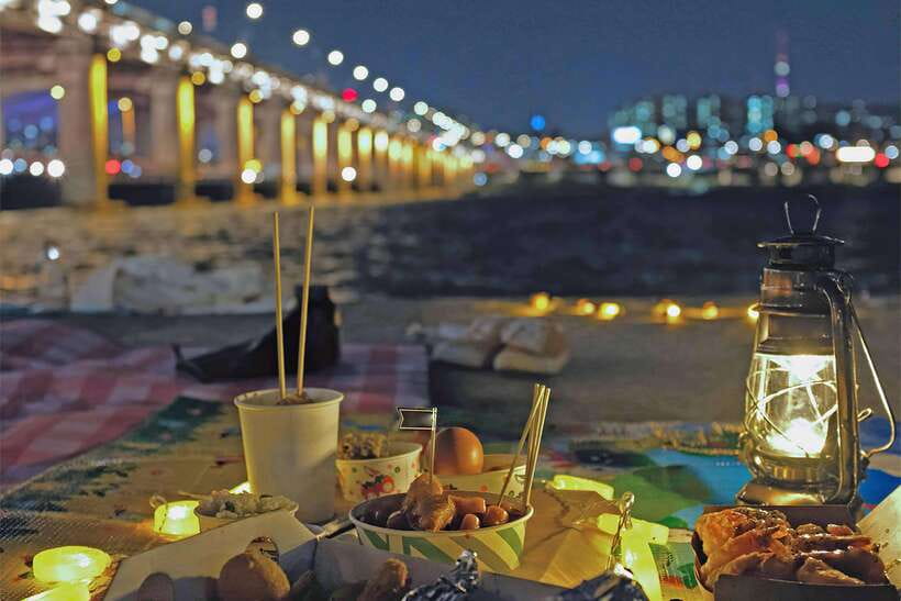 Seoul: Han River Night Picnic & Games with Cruise - A Seoul Night Out Built Around Yeouido’s Han River