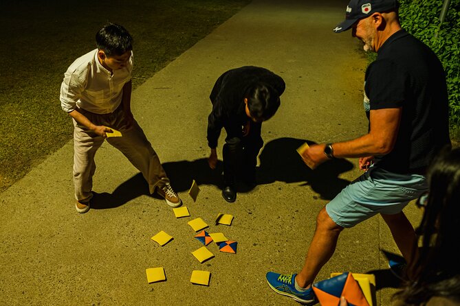 Seoul Han River Night Tour: Picnic, Games & Starlight Cruise - Getting messages from your guide: WhatsApp is the shortcut