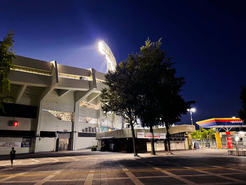 Seoul: Jamsil Baseball Stadium Game Ticket with Dinner& Beer - Jamsil Crowd Energy: Korean Baseball Isn’t Just Watching