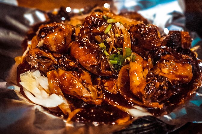 Seoul: Korean Chicken & Beer Night Tour with Local Hidden Gems - Restaurant Stops: How the Night Builds Flavor Through Variety