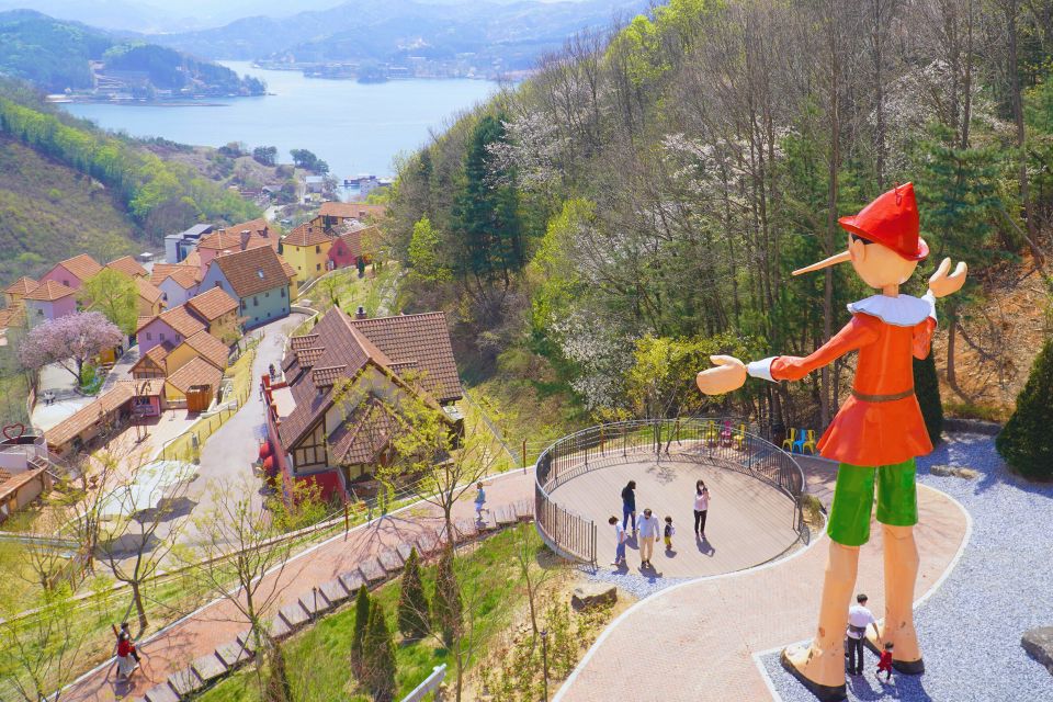 Seoul: Nami and Petite France Tour with Optional K-Garden - Timing and Transport: How the 10 Hours Can Work for You