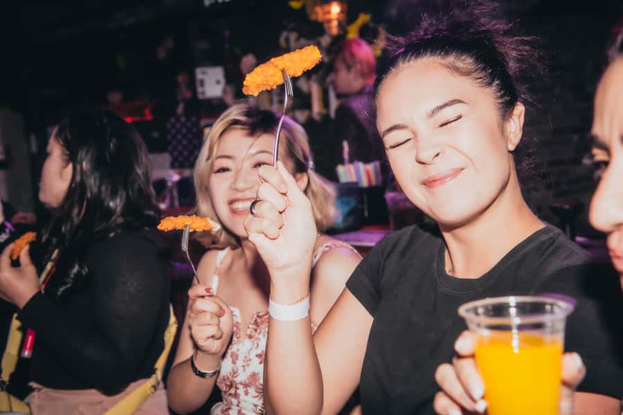 Seoul: Premium Pub Crawl with Open Bottles - What to wear and bring so entry doesn’t turn into drama