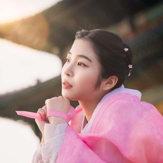 Seoul: Professional Hanbok Photography at Gyeongbok Palace - Why this Hanbok shoot works so well at Gyeongbokgung