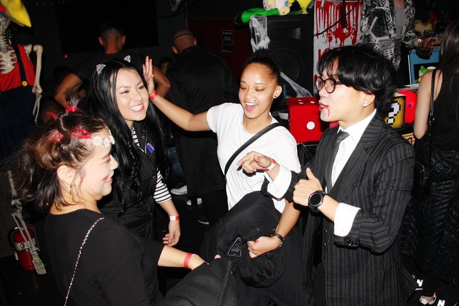 Seoul Pub Crawl by Absolute - Dress code, smoking, and ID rules you should follow