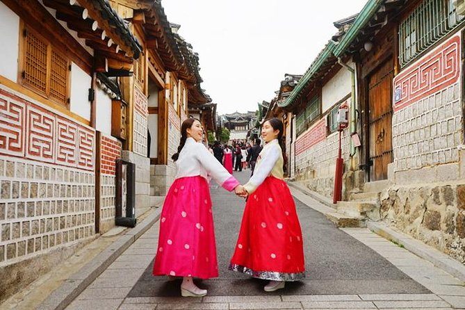 Small Group Seoul Highlight Tour opt. Hanbok & Tea Ceremony - Gwangjang Market Lunch Time: Budget for Snacks, Not Just a Meal