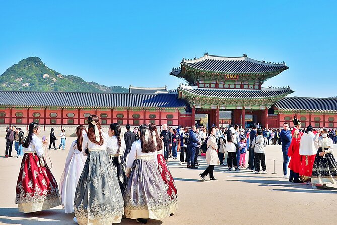 Small-Group Seoul Tour with Gyeongbokgung Palace (hotel pick-up) - Gyeongbokgung Palace: palace life explained, not just palace walls