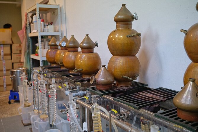 Soju Tasting at Distillery - story of 3 pigs - Who should book this soju tasting (and who might want to choose something else)