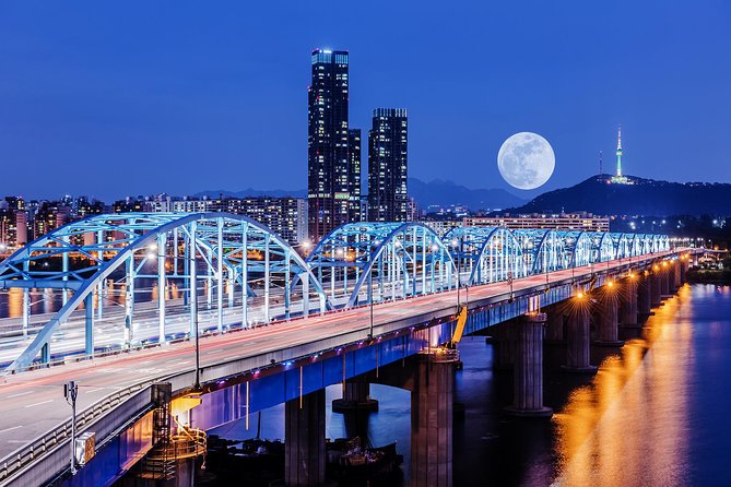 Special City Night Tour - Pickup, transport, and group size: what could affect your evening