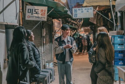 Street photoshoot and Seoul Hidden gem History Walking Tour - Stop 1: Jongmyo Shrine and the Joseon Dynasty Story You Can Actually See