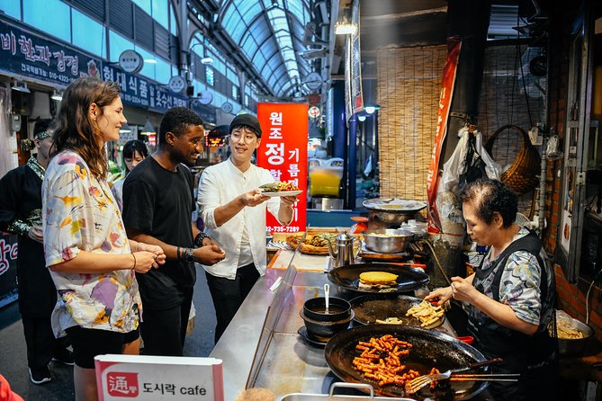 The Award-Winning PRIVATE Food Tour of Seoul: The 10 Tastings - Food Portions, Walking Pace, and What to Expect Between Bites