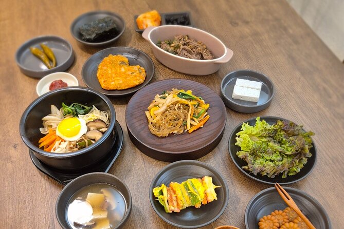 Traditional Korean 6-Dish Cooking Class + Hidden Alley Tour Seoul - The Euljiro hidden alley tour: Seoul by side streets, not main roads