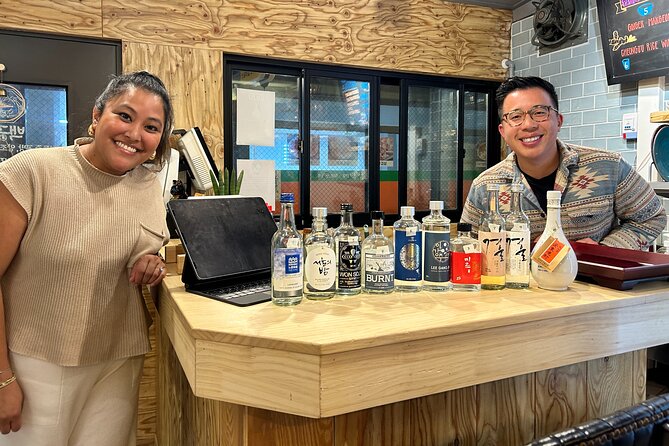 Traditional Soju Class and Makgeolli Tasting in Seoul - Commercial vs Traditional: How the Class Changes What You Notice