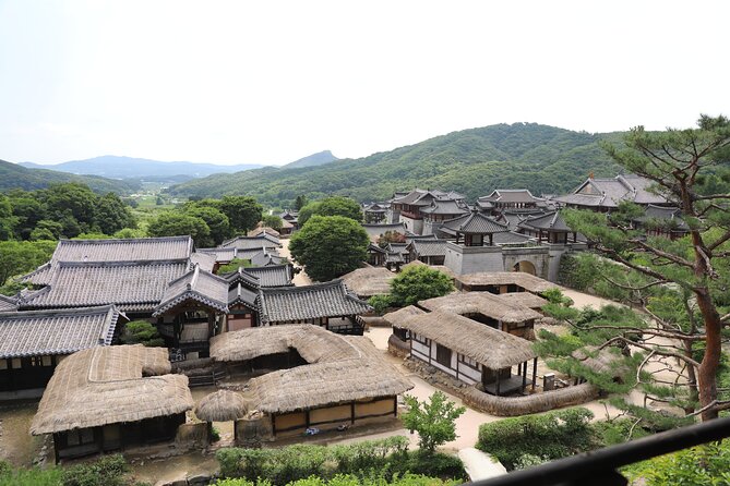 Yongin Dae Jang Geum Park Tour from Seoul - Live filming etiquette: how to act when the set is active